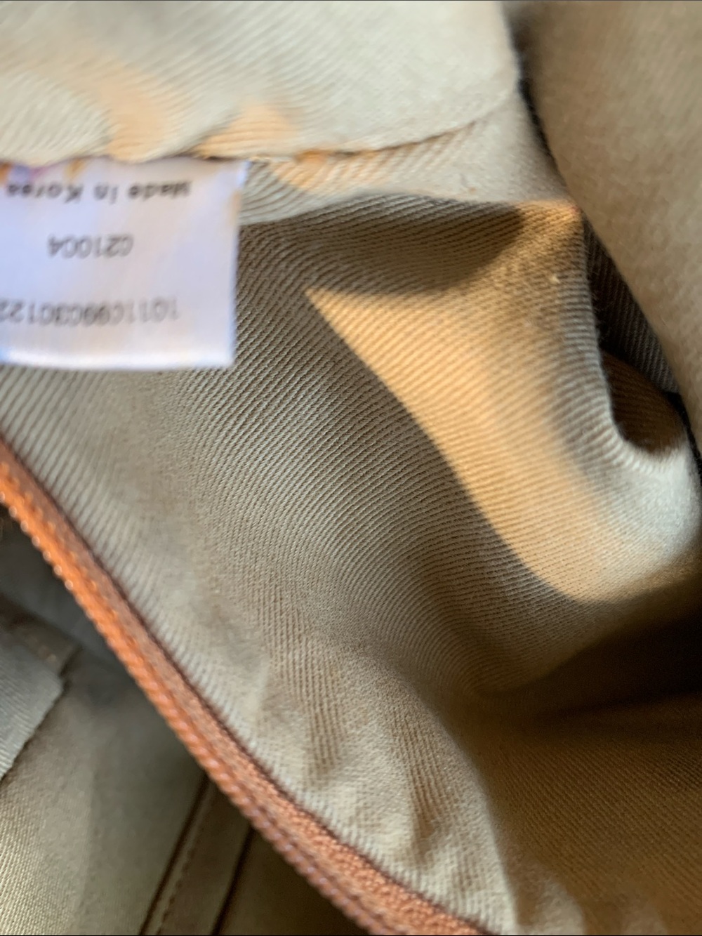 MCM Cognac handbag with lock and key - Picture 13 of 14